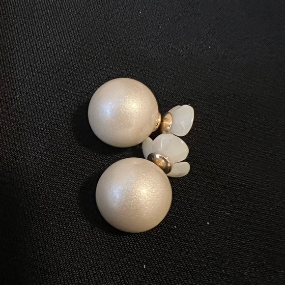 Brand New Sea Pearl Earring - Picture 3 of 4